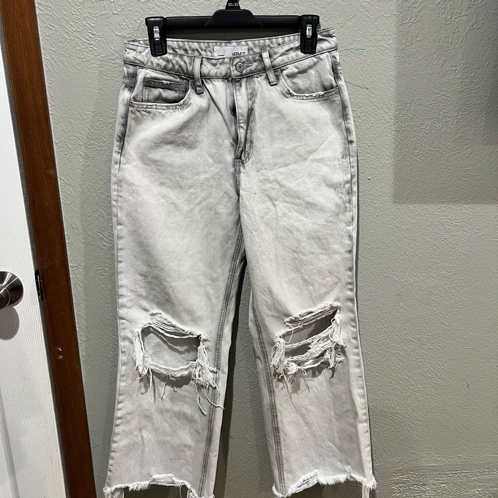 Vervet Light Gray Jeans Wide Leg Size 27 100% Cotton Trendy Distressed Raw Hem